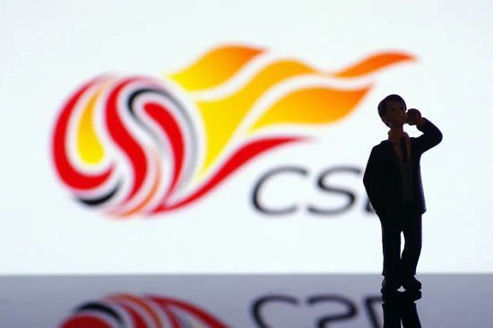 这也就注定了他们不可能在电影中表达五四思想的复杂性。